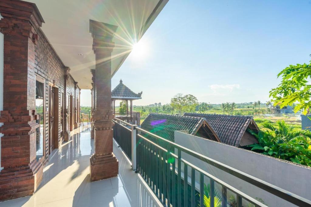 Pondok Lulik Seseh Beach Munggu Экстерьер фото
